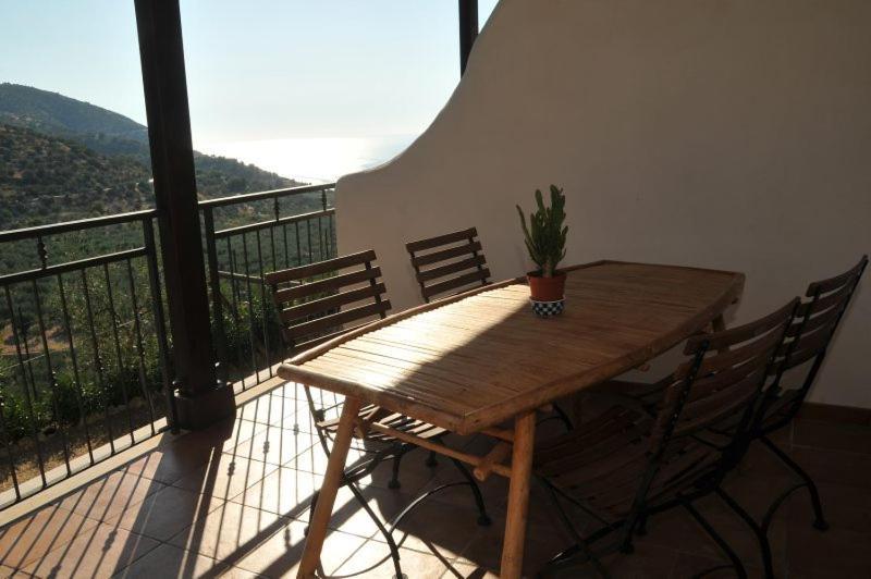 Residence Montelci Матината Стая снимка